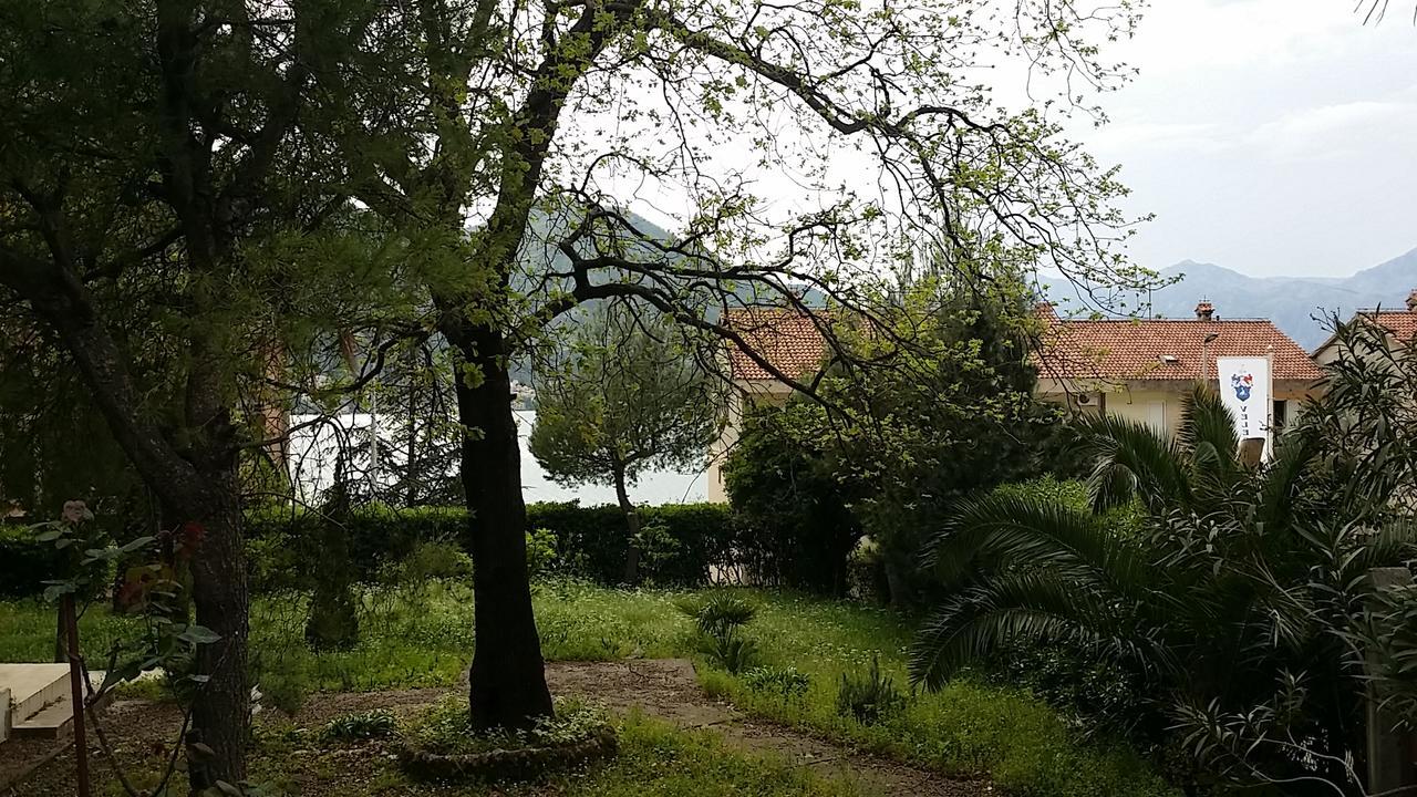Apartman - Dobrota Sun Apartman Kotor Kültér fotó